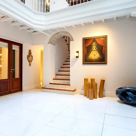 Genteel Casa Palacio Terrace דירה