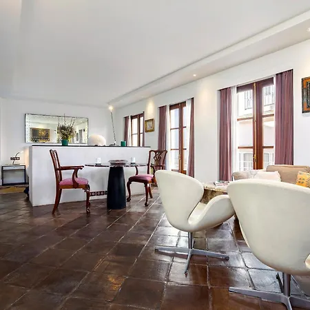 Genteel Casa Palacio Terrace דירה